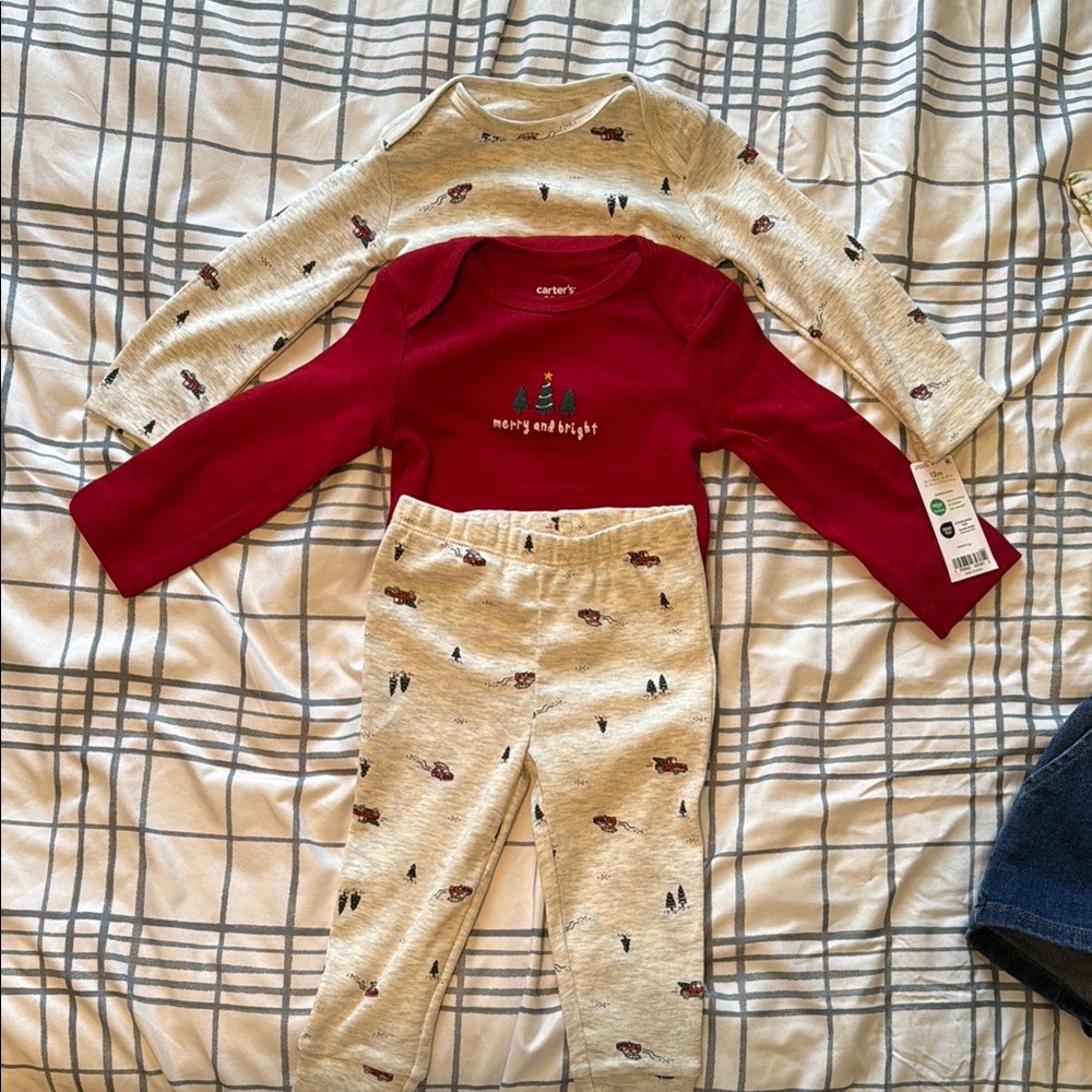 Carter's 12m Christmas set